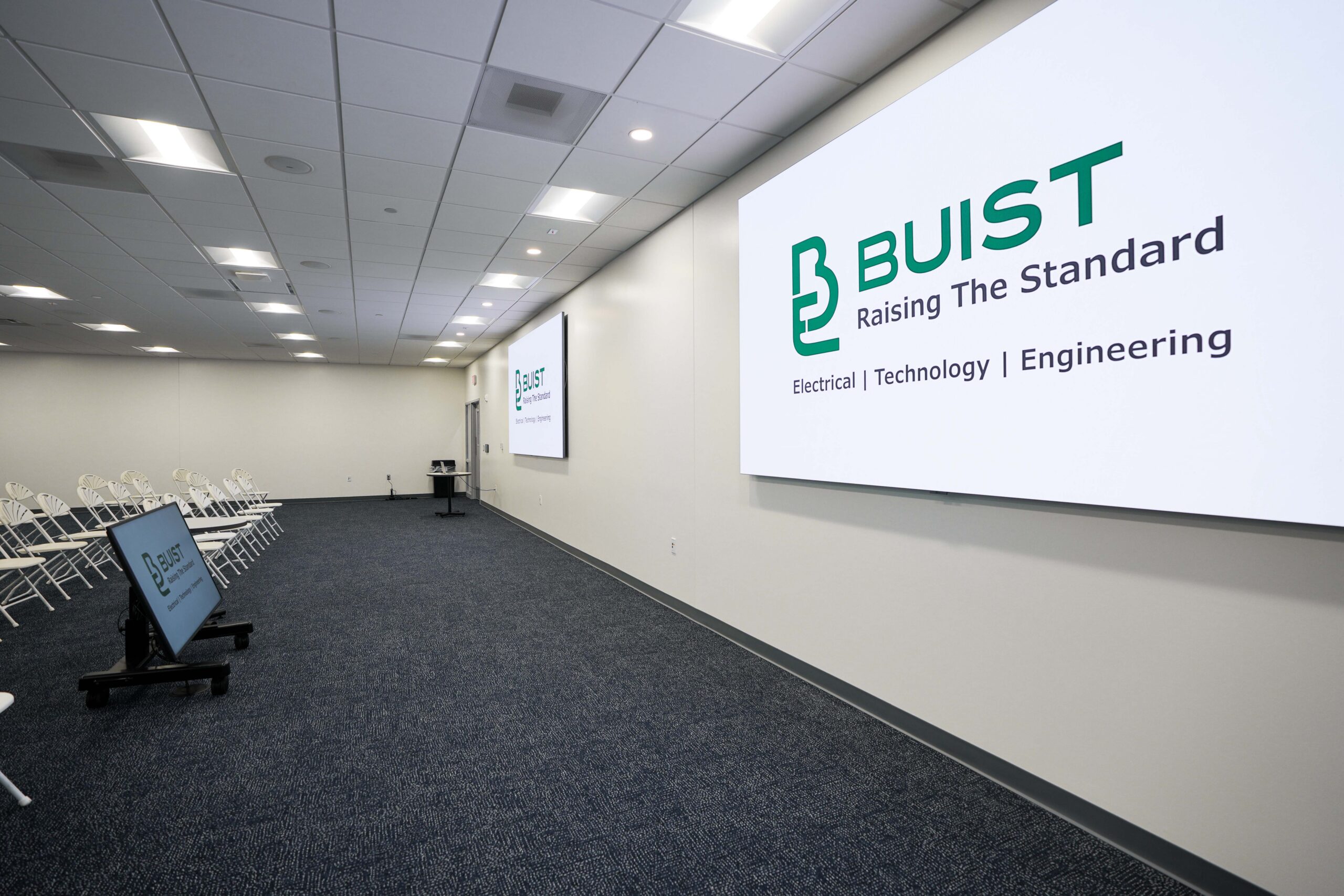 Large conference room audio visual installation by Buist at GE Aerospace