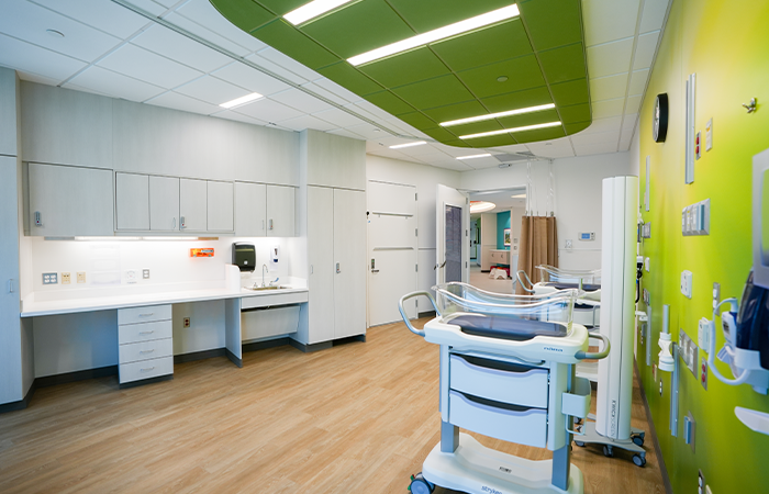 Double-occupancy NICU patient room at Helen DeVos Children’s Hospital in Grand Rapids.